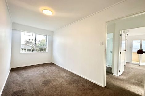 Photo of property in Miramar Villas, 19/3 Byron Street, Miramar, Wellington, 6022