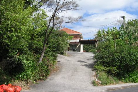 Photo of property in 2/18 Coroglen Avenue, Birkenhead, Auckland, 0626