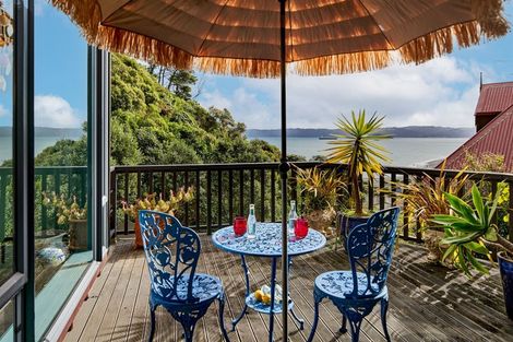 Photo of property in 8d Tawa Street, Eastbourne, Lower Hutt, 5013