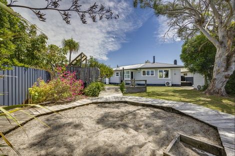 Photo of property in 38 James Foley Avenue, Pirimai, Napier, 4112