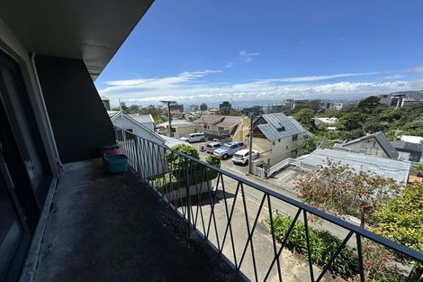 Photo of property in Barton Flats, 1/9-11 Barton Terrace, Thorndon, Wellington, 6011