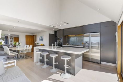 Photo of property in 16 Bellbird Rise, Murrays Bay, Auckland, 0630