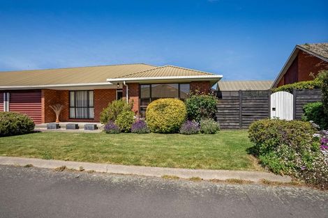 Photo of property in Carmichael Courts, 2/14 Wharenui Road, Upper Riccarton, Christchurch, 8041