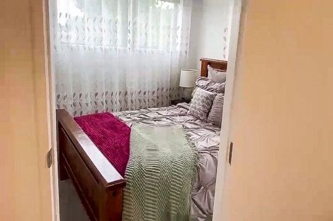 Photo of property in 43c Beach Road, Pahurehure, 2113