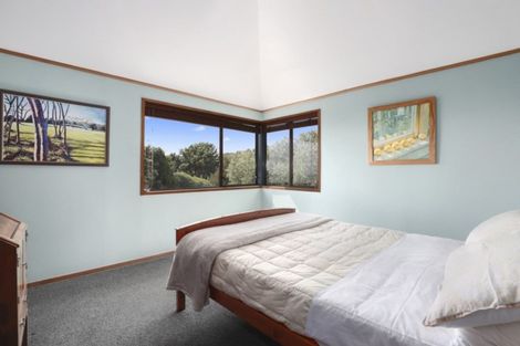Photo of property in 26 Whaanga Road, Raglan, 3297