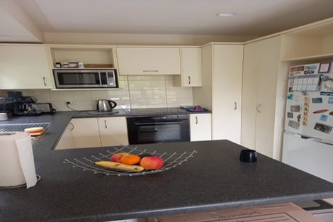 Photo of property in 1/8 Beaudine Avenue, Glenfield, Auckland, 0629