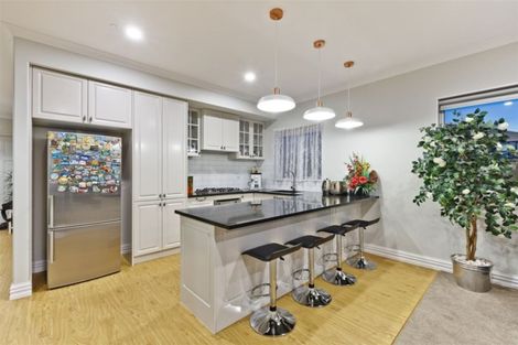 Photo of property in 25 Turutu Place, Long Bay, Auckland, 0630