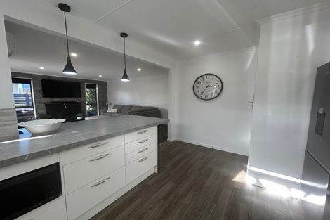 Photo of property in 4 Cedar Crescent, Feilding, 4702