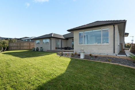 Photo of property in 26 Kiritiana Close, Pyes Pa, Tauranga, 3112