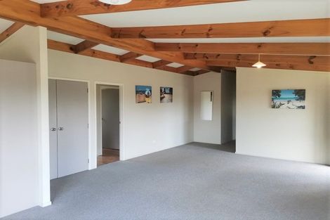 Photo of property in 20 Marsden Point Road, Ruakaka, 0116
