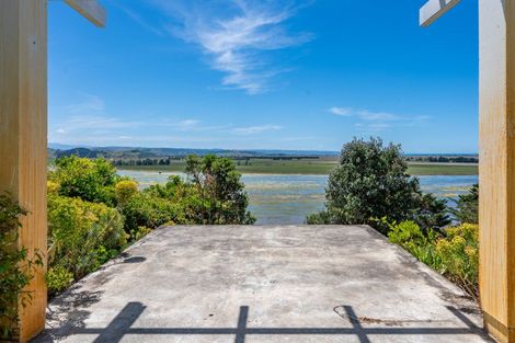 Photo of property in 290 Poraiti Road, Poraiti, Napier, 4182