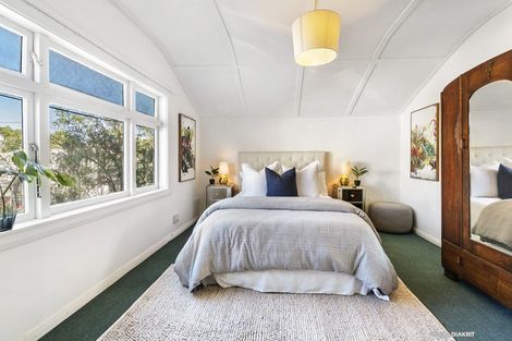 Photo of property in 15 Green Street, Newtown, Wellington, 6021