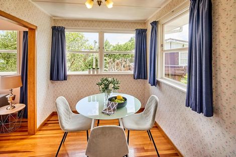Photo of property in 50 Mark Avenue, Paparangi, Wellington, 6037