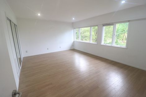 Photo of property in 273 Glenvar Road, Long Bay, Auckland, 0630