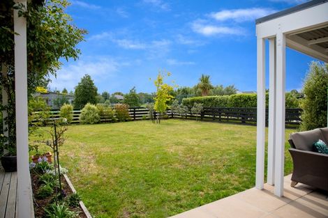 Photo of property in 10 Maple Lane, Martinborough, 5711