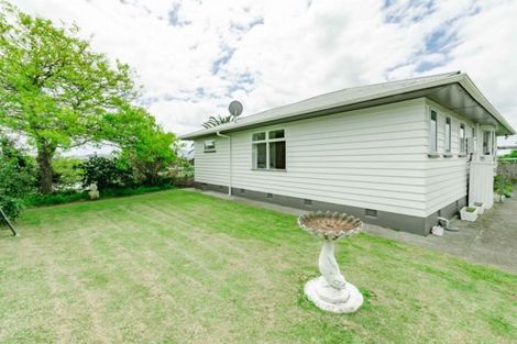 Photo of property in 72 Raumati Road, Raumati Beach, Paraparaumu, 5032