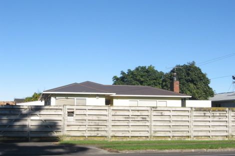 Photo of property in 170 Russell Road, Manurewa, Auckland, 2102