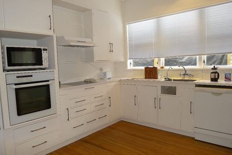 Photo of property in 14 Nathan Avenue, Paraparaumu Beach, Paraparaumu, 5032