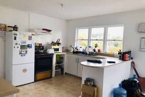 Photo of property in 22 Kingdale Road, Henderson, Auckland, 0610