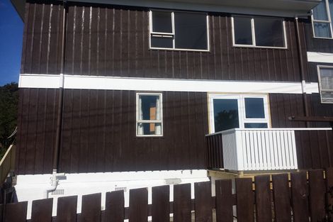 Photo of property in 1/12 Thornley Street, Titahi Bay, Porirua, 5022