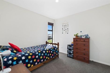 Photo of property in 14 Hebbard Court, Albert Town, Wanaka, 9305