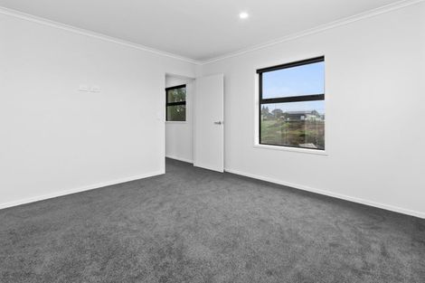 Photo of property in Tapuae, 5 Washer Road, Omata, New Plymouth, 4374