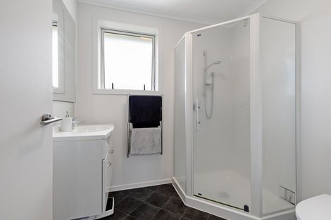 Photo of property in 49 Chiefs Court, Hamilton East, Hamilton, 3216