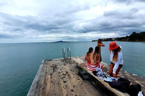 Photo of property in 1/38 Gulf View Road, Murrays Bay, Auckland, 0630