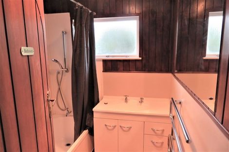 Photo of property in 36 Elliott Crescent, Havelock North, 4130