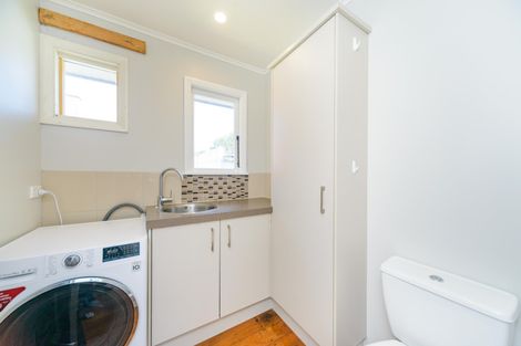 Photo of property in 921 Upper Main Street, Roslyn, Palmerston North, 4414