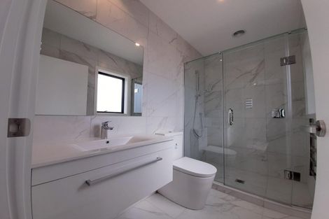 Photo of property in 16 Jane Maree Road, Kumeu, 0810