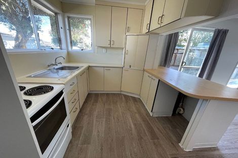 Photo of property in 9 Joshua Place, Weymouth, Auckland, 2103