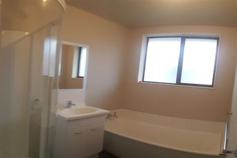 Photo of property in 1/108 Queenspark Drive, Parklands, Christchurch, 8083