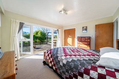 Photo of property in 17b Clouston Park Road, Clouston Park, Upper Hutt, 5018