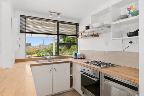 Photo of property in 341 Te Horo Beach Road, Te Horo Beach, Otaki, 5581