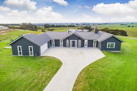 Photo of property in 83 View Road, Halcombe, Feilding, 4779