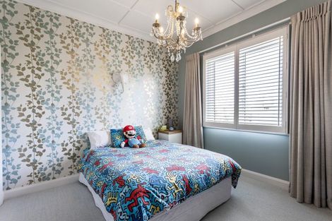 Photo of property in 75 Eglinton Road, Mornington, Dunedin, 9011