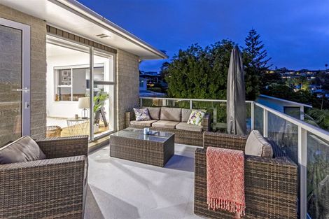 Photo of property in 2/101 Kowhai Road, Mairangi Bay, Auckland, 0630