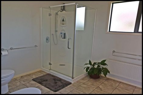 Photo of property in 27a Shelter Grove, Frankleigh Park, New Plymouth, 4310