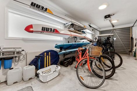 Photo of property in 25 Esme Grove, Omaha, 0986