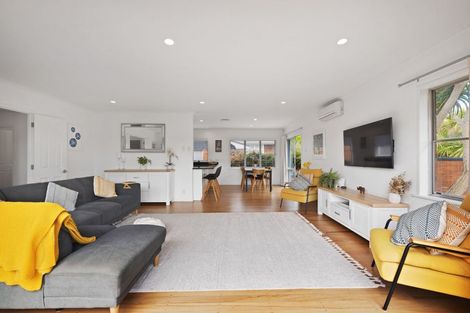 Photo of property in 53 Angelo Avenue, Howick, Auckland, 2014