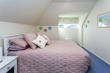 Photo of property in 10 Cordyline Place, Waimairi Beach, Christchurch, 8083