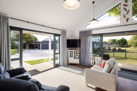 Photo of property in 16 Cowley Drive, Leamington, Cambridge, 3432