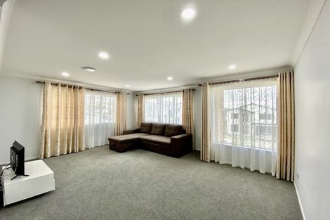 Photo of property in 40 Tinaku Road, Flat Bush, Auckland, 2019