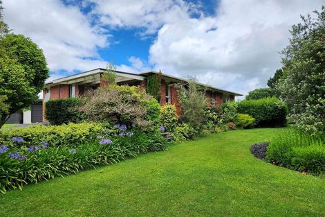 Photo of property in 40 Shakespeare Road, Bastia Hill, Whanganui, 4500