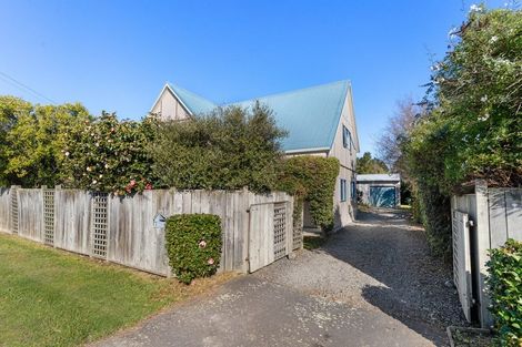 Photo of property in 7 Philip Street, Carterton, 5713