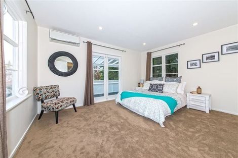 Photo of property in 53a Woodglen Road, Glen Eden, Auckland, 0602