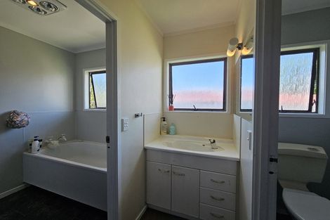 Photo of property in 67 John Downs Drive, Browns Bay, Auckland, 0630