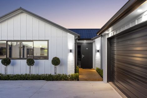 Photo of property in 18 Okataina Street, Pyes Pa, Tauranga, 3112