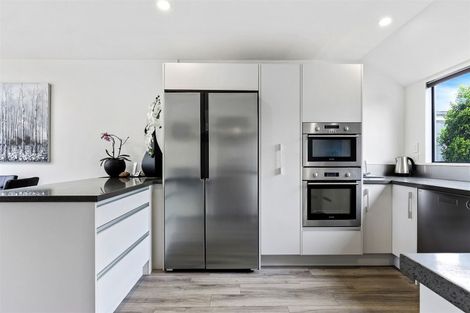 Photo of property in 1a Yarrum Lane, Avonhead, Christchurch, 8042